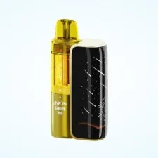 JNR P4 Stellarc 100K Puffs Refillable Pod Kit | Only £29.99 | Any 2 for £39.99